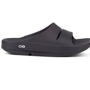 OOFOS Women’s Charcoal Slide Sandals size 7